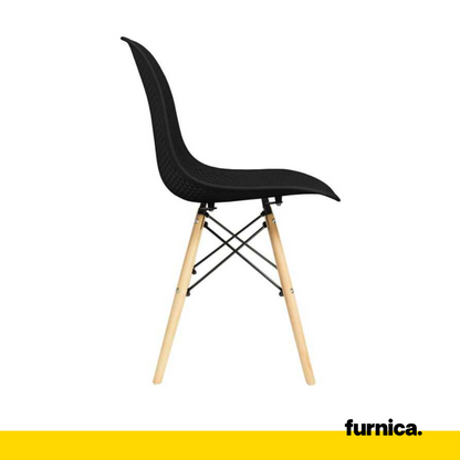 LUCA - Chaise de Salle à Manger / Bureau en Plastique Perforé avec Pieds en Bois - Noir
